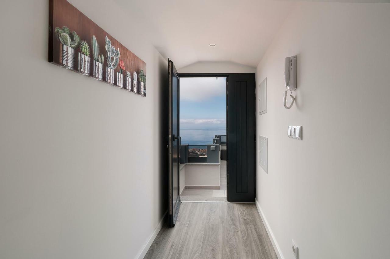 Angel'S Sunset Apartment Estreito Da Calheta Luaran gambar